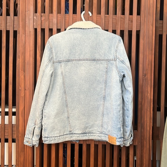 Jean jacket - Picture 2 of 4